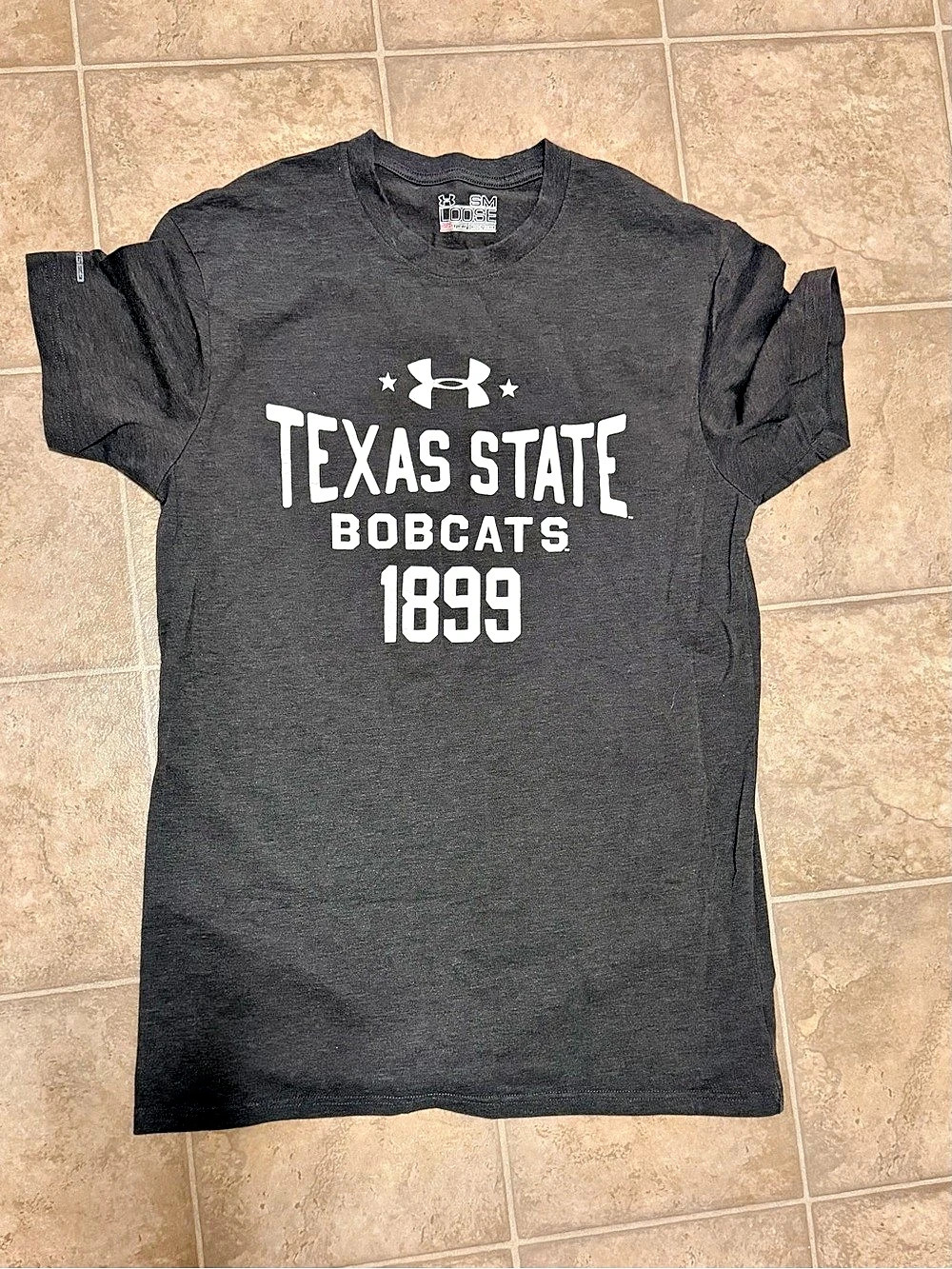 Under Armour Texas State Bobcats Loose Fit T-Shirt Gray Small